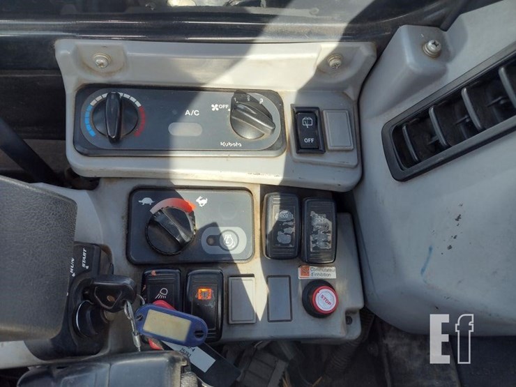 kubota-kx040-4-image-10