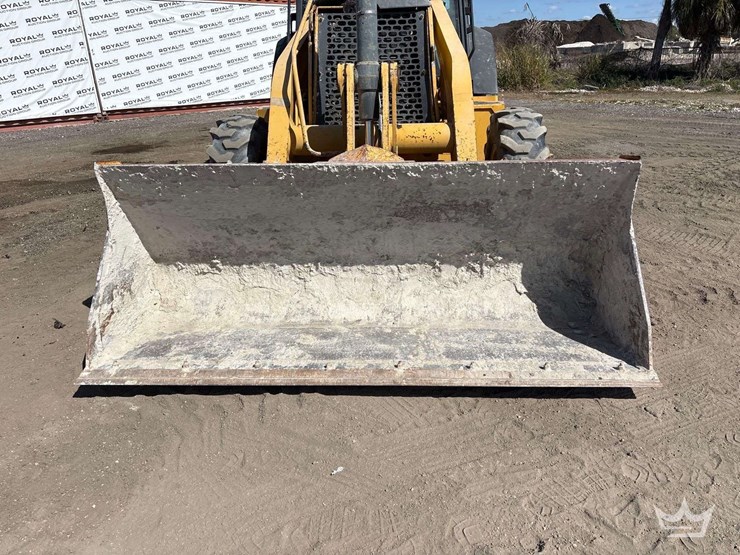 2004-deere-410g-image-16