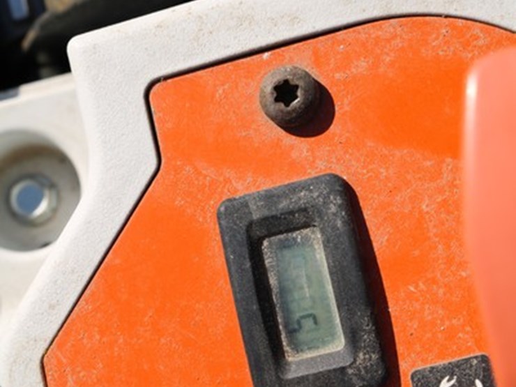 #4131-•-stihl-rz261-zero-turn-mower-image-8