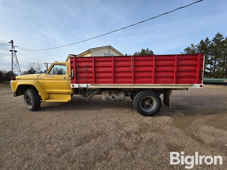 1975-ford-f600-image-8