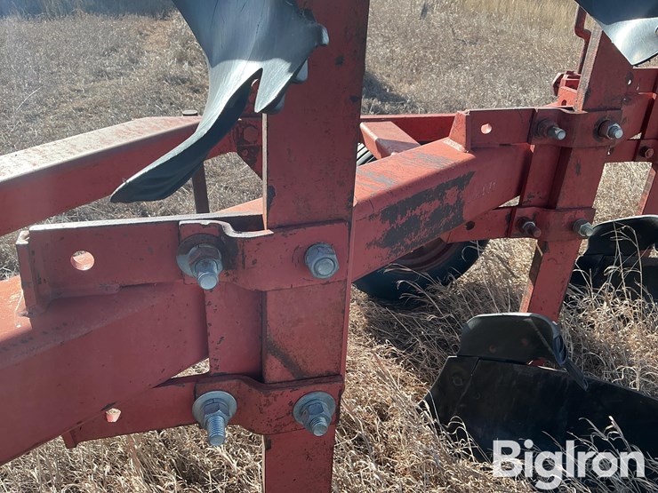 case-ih-145-image-19