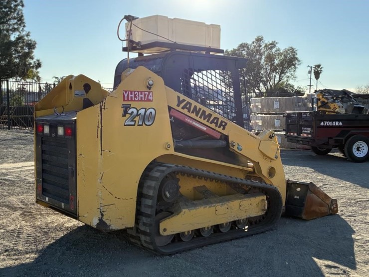 2018-yanmar-t210-image-3