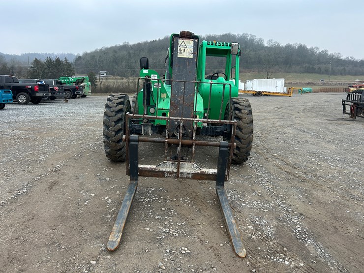 2016-sky-trak-6042-image-9