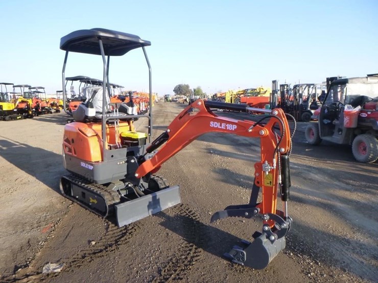 2025-sdlanch-sdle18p-hydraulic-excavator-image-2