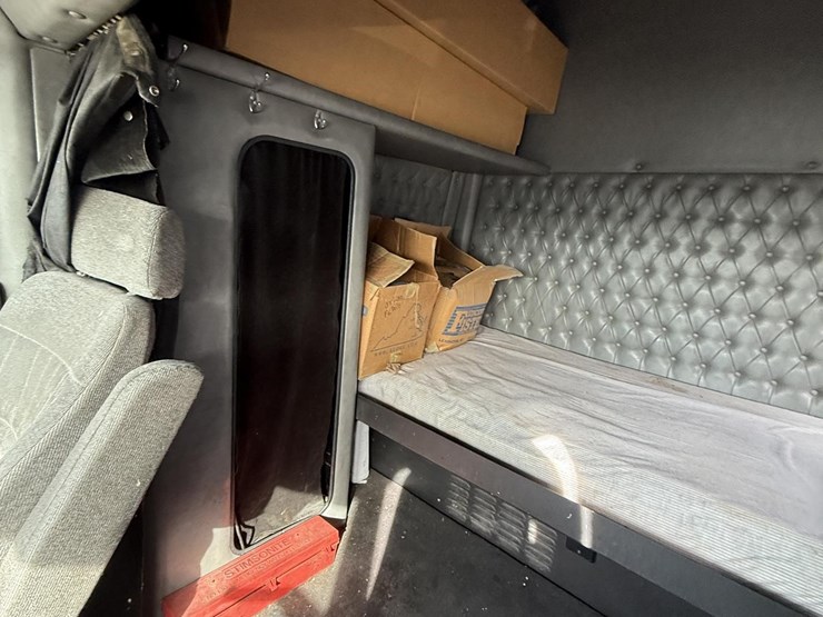 2000-western-star-4900ex-image-31