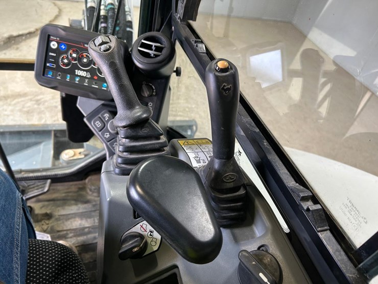 2023-bobcat-e42-image-19