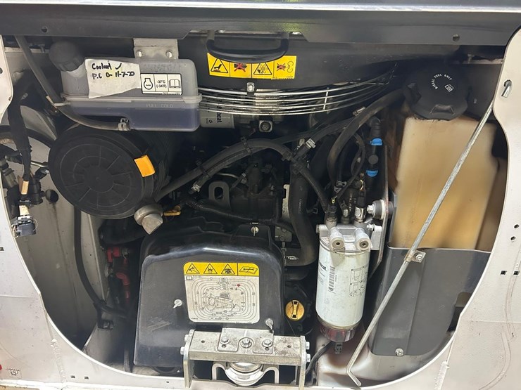 2021-bobcat-s64-image-14