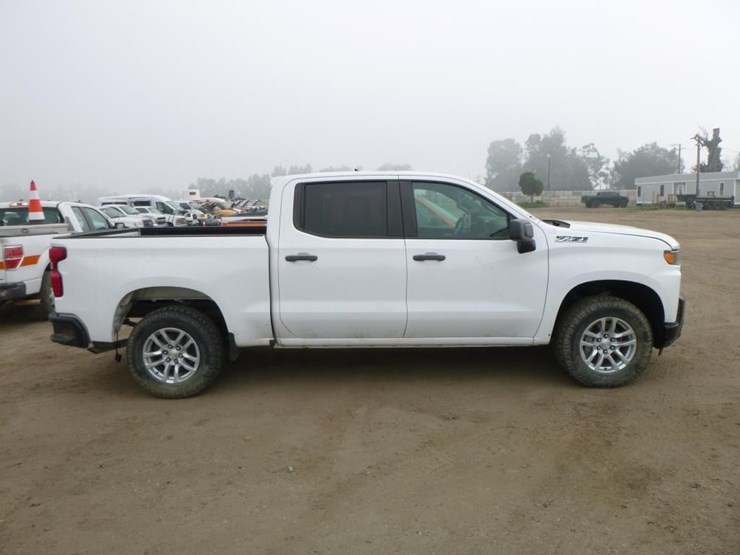 2019-chevrolet-silverado-1500-image-14