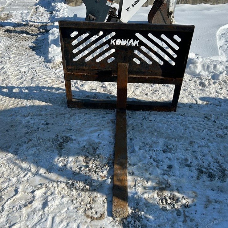 Kodiak 46” Skid Steer Pallet Forks