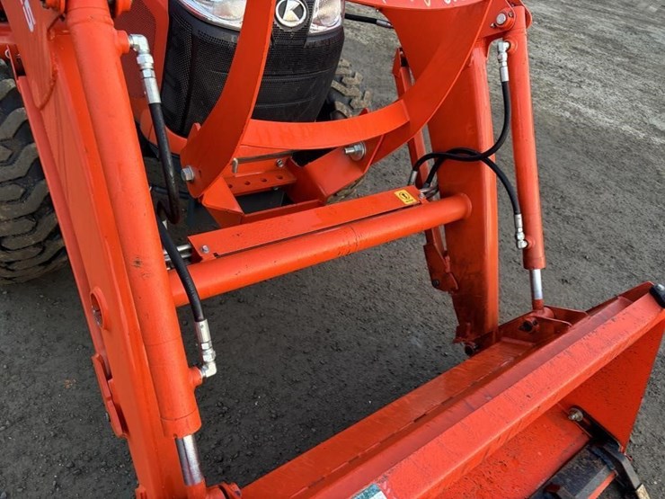 2018-kubota-l2501d-image-12