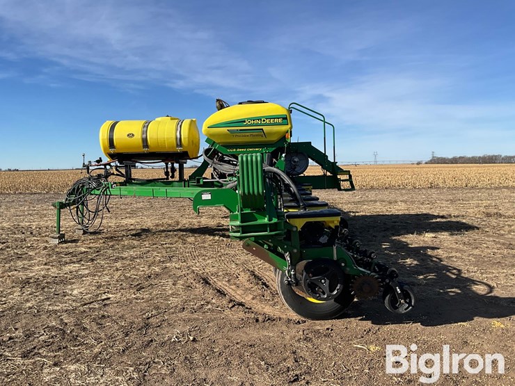 2006-john-deere-1770nt-ccs-image-8