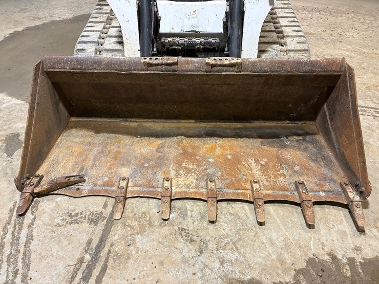 2020-bobcat-t770-image-9