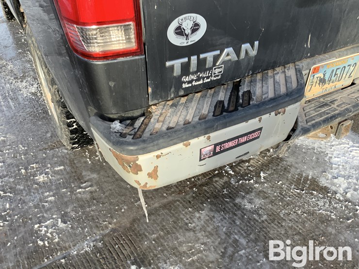 2004-nissan-titan-image-20