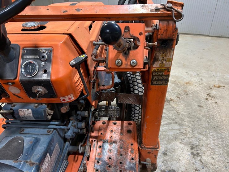 kubota-b8200-image-25