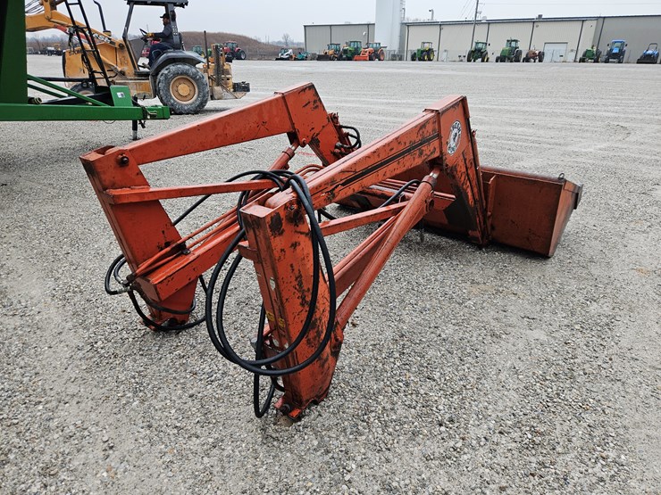 #205139-•-bush-hog-3400-loader-image-6