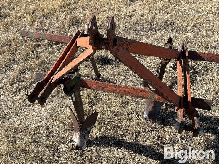 3-pt-2-bar-63"-cultivator-image-9