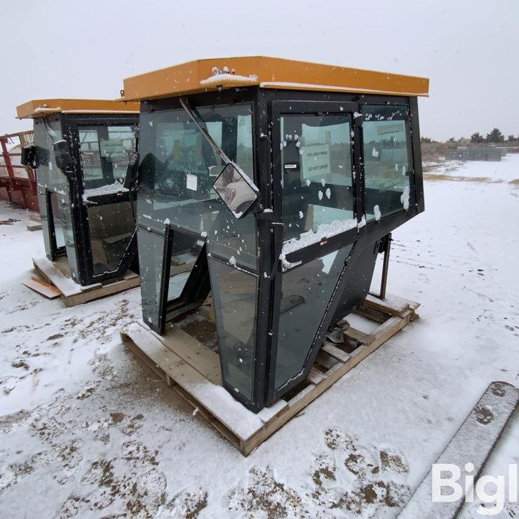 Valmet Tractor Cab & Hood