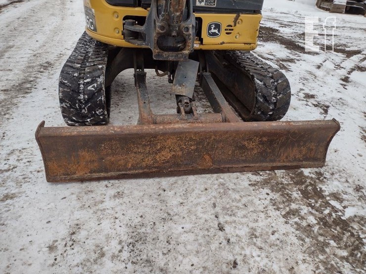 2016-deere-35g-image-19