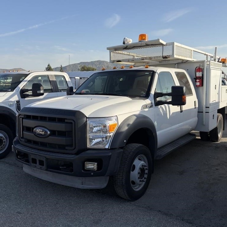 2012 FORD F550
