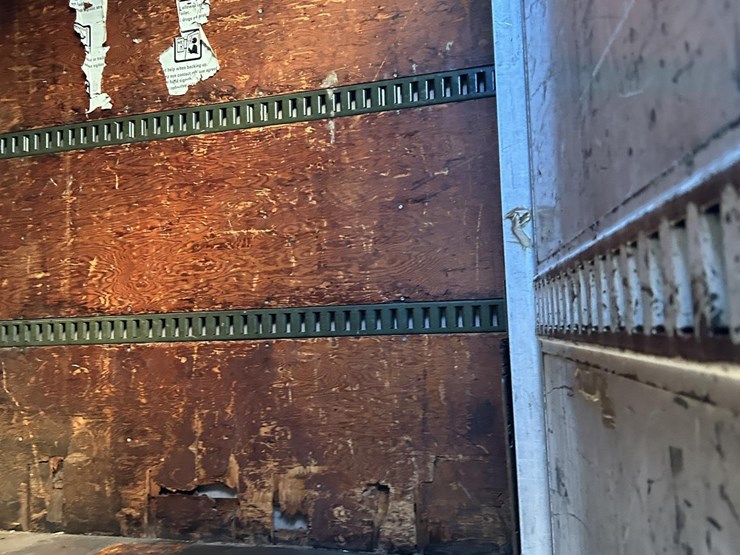 2016-volvo-f613-image-36