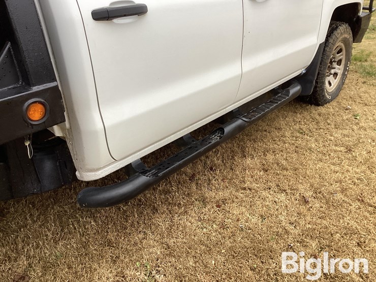 2016-chevrolet-3500-image-17