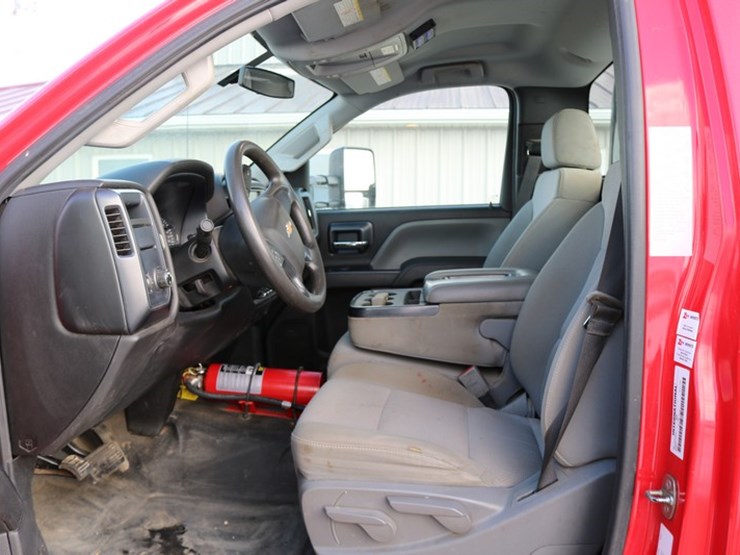 2019-chevrolet-6500-image-11