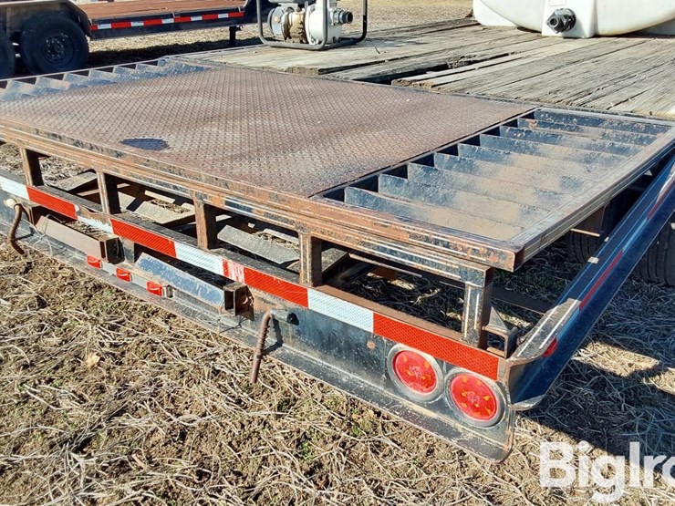 1998-titan-trailer-image-12