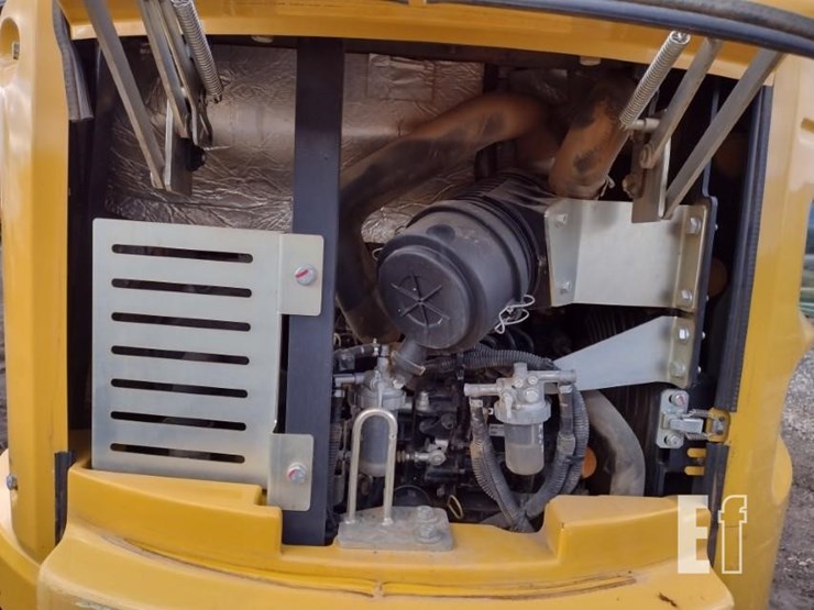 2022-deere-26g-image-43