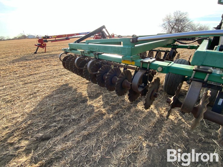 great-plains-3000tt-image-15