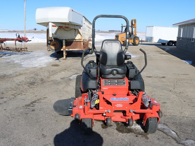 #4140-•-simplicity-cobalt-zero-turn-mower-image-6