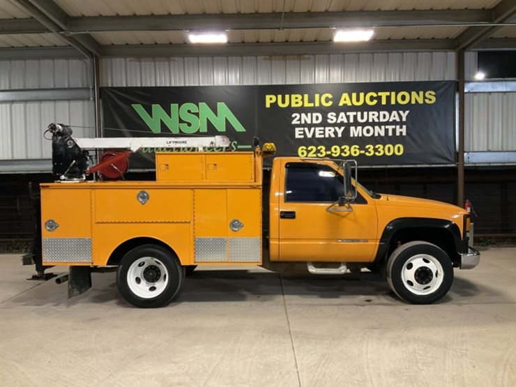 1995-chevrolet-c3500-u/t-image-1