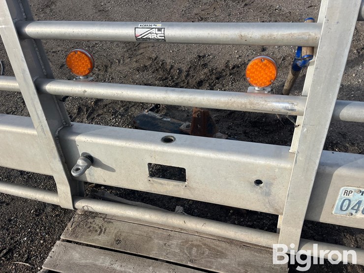 peterbilt-379-image-10