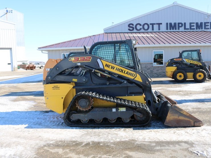 2023-new-holland-c332-image-1