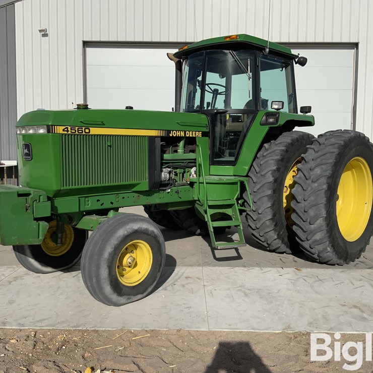 1993 JOHN DEERE 4560