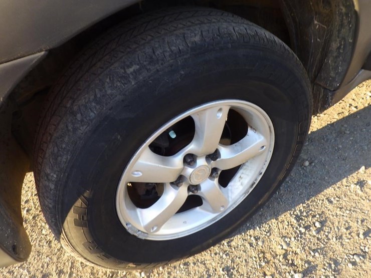 2005-mazda-tribute-image-13