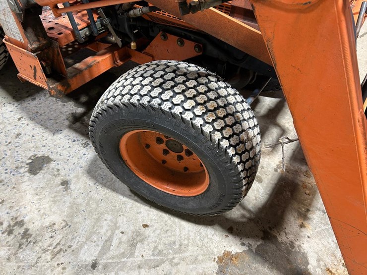 kubota-b8200-image-11