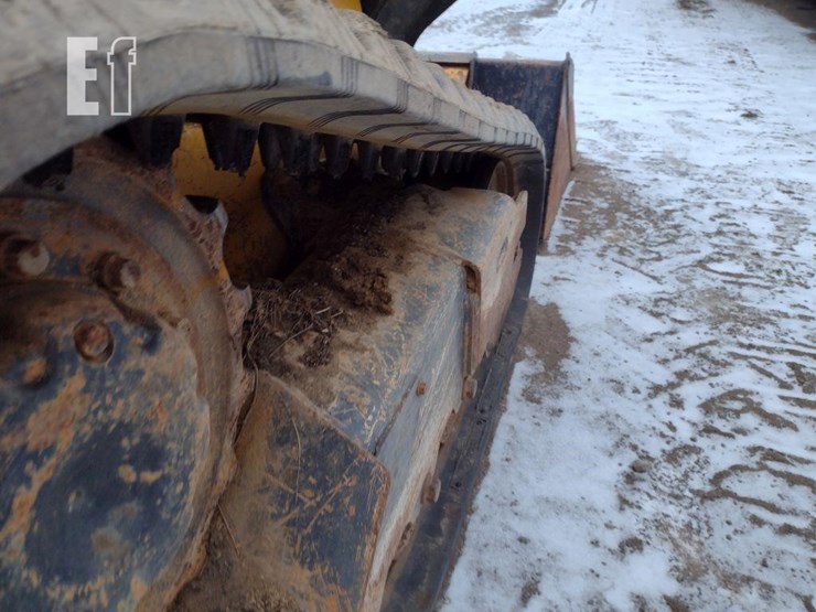 2019-deere-317g-image-30