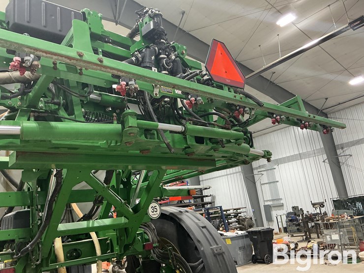 2018-john-deere-r4045-image-9