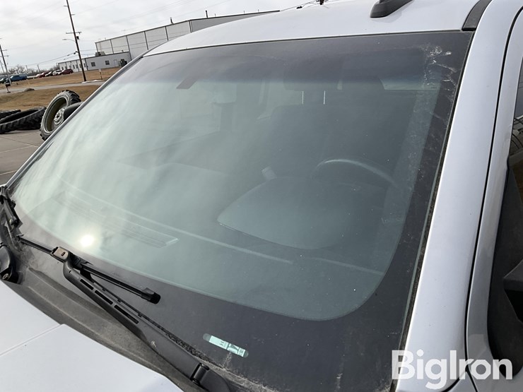 2017-chevrolet-silverado-1500-z71-image-12