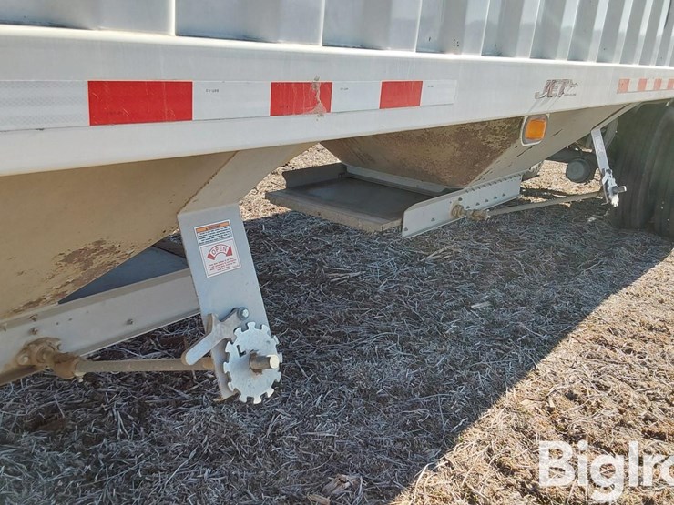 2013-jet-grain-trailer-image-17
