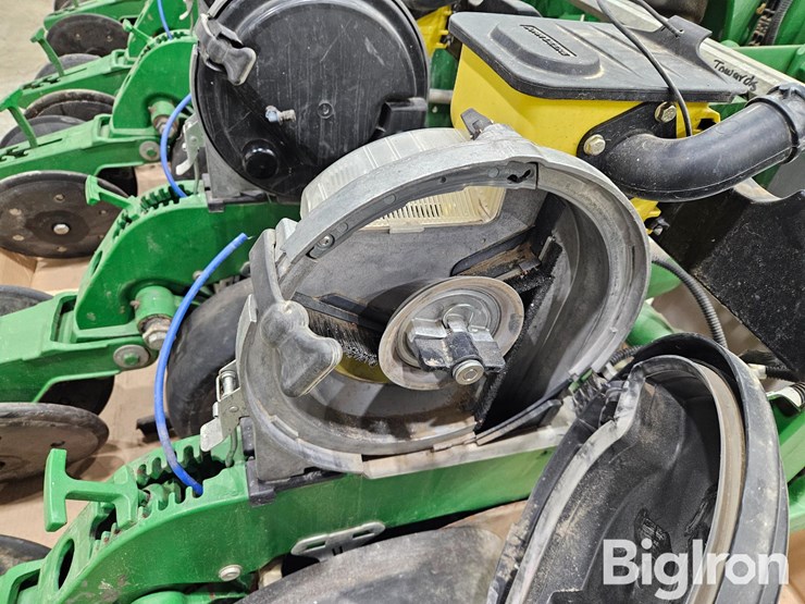 john-deere-1770nt-image-15