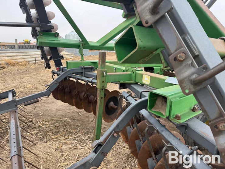 john-deere-630-image-18