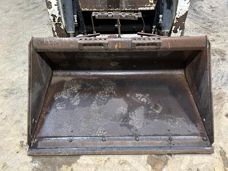 2016-bobcat-t450-image-9