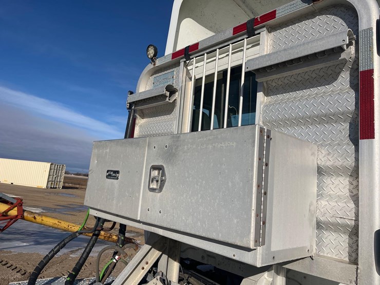 2015-international-prostar-image-21