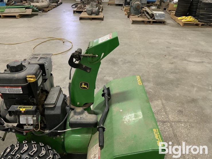 john-deere-16-image-16