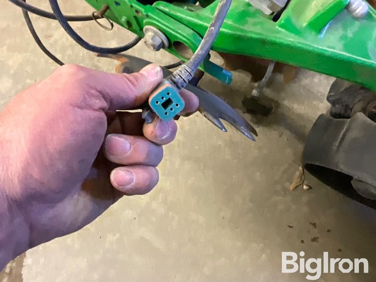 john-deere-1775-image-14