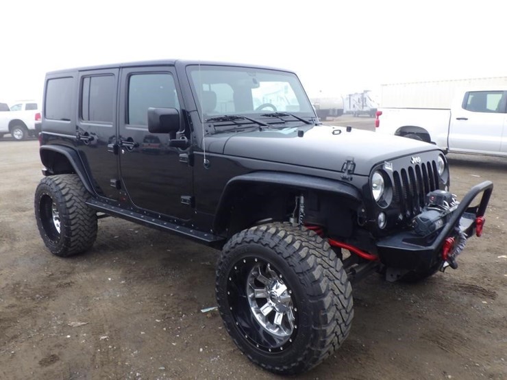 2016-jeep-wrangler-image-2