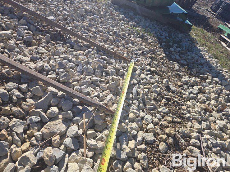 new-holland-742-image-10