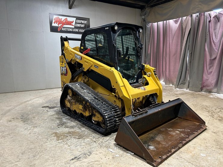 2022-caterpillar-259d3-image-6