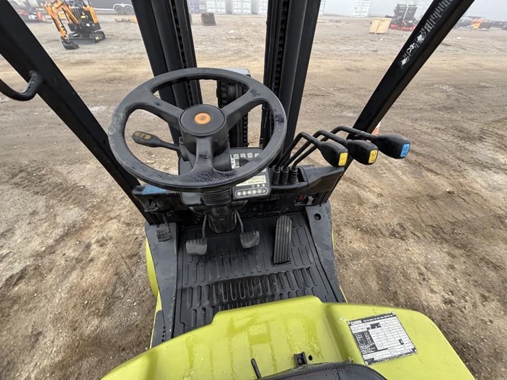 clark-c32cl-image-18